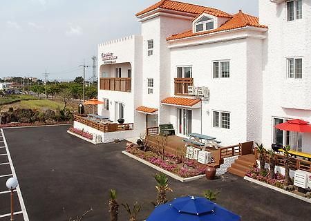 Lapaloma Pension เมืองเชจู ภายนอก รูปภาพ